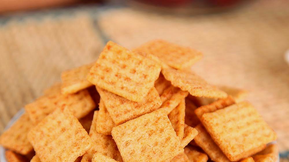 好奇嘴零食加盟怎么样？众多优势等你来加盟