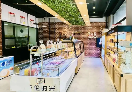 英伦时光烘焙加盟怎么样？稳健经营模式，打造持续收益