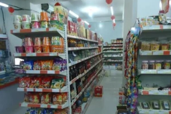 华鹏休闲零食加盟费多少?必看的详细投资指南