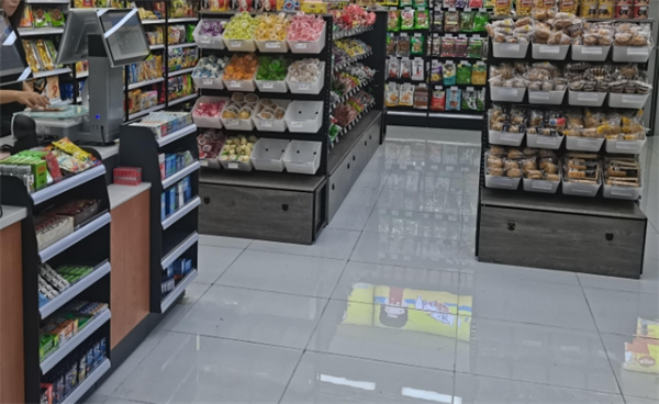 果食汇鲜果零食店加盟怎么样？总部支持多多的好项目