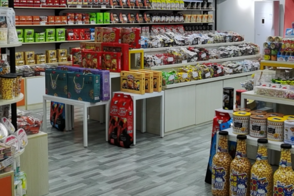婉儿零食铺加盟费多少钱?开店投资灵活