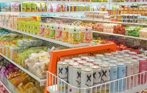 懒货零食店加盟费多少钱？小投资大回报的超值创业项目！