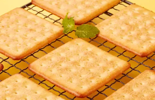 侨芳休闲食品加盟费多少钱？投资回报与市场前景全面分析