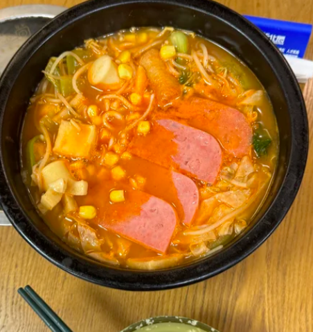 贡贡米线加盟费多少钱